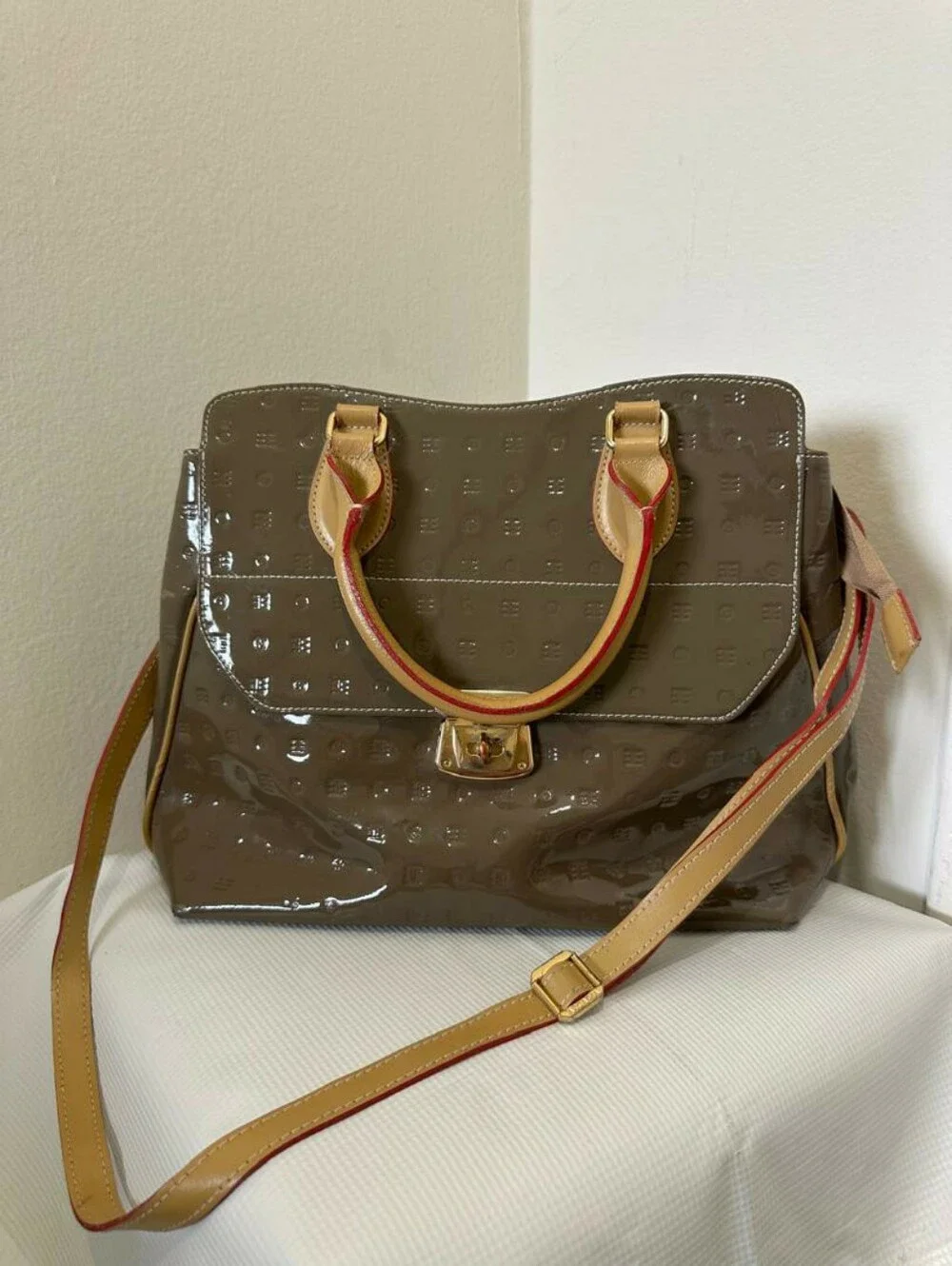 ARCADIA Italy Logo Embossed Patent Leather Satchel Top Handle Bag
